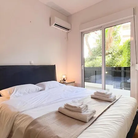 Apartment Key Biscayne Elegant 77sqm In Paleo Faliro