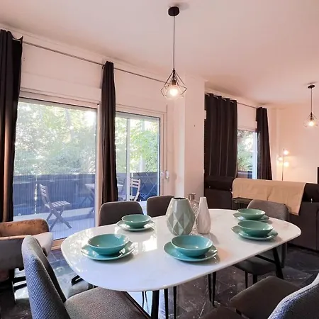 Apartment Key Biscayne Elegant 77sqm In Paleo Faliro